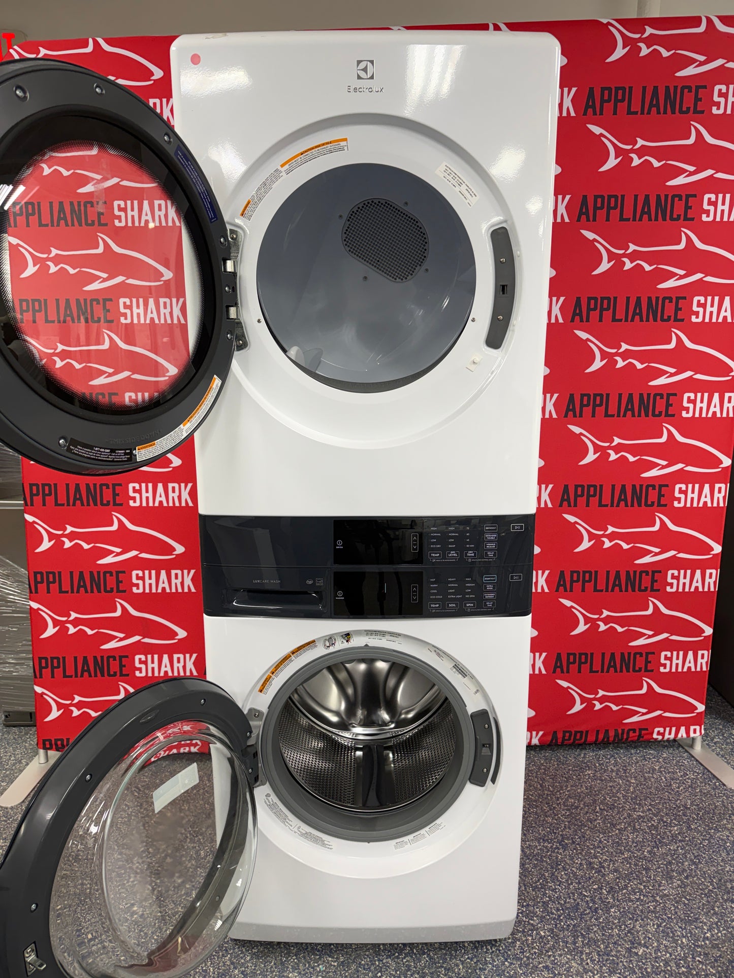 Discount Electrolux laundry tower at Appliance Shark in Overland Park, KS.