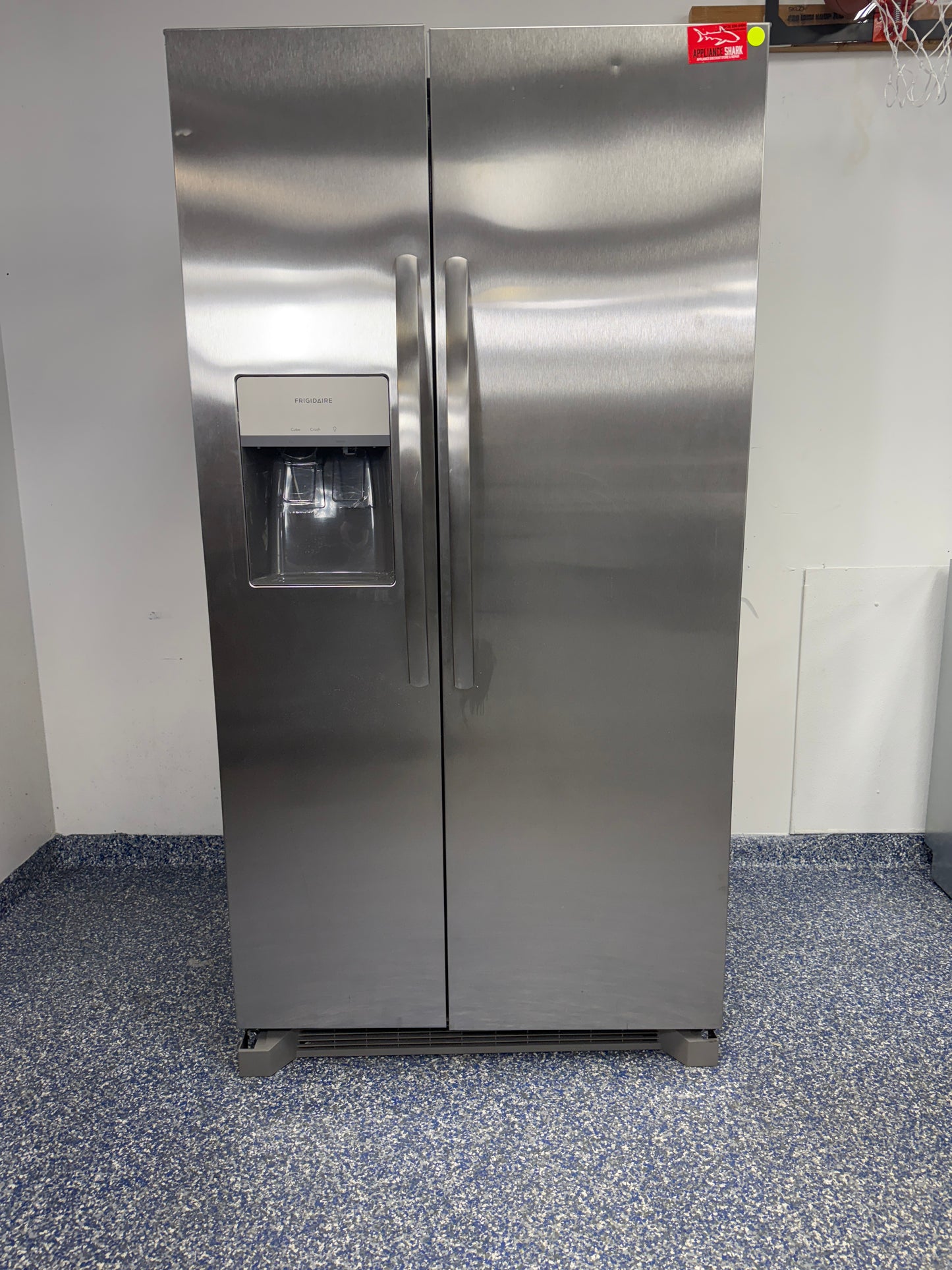 25.6 Cu.Ft. FRIGIDAIRE Side-by-Side Refrigerator with Eventemp Cooling System and Automatic Defrost at the Best Discount Appliance Store in Overland Park, Kansas