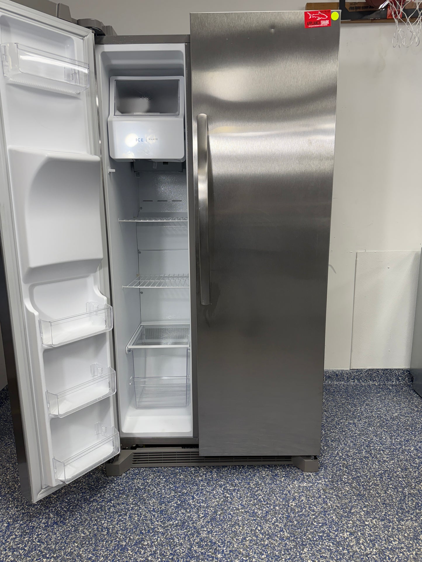 FRSS2623AS FRIGIDAIRE Refrigerator with Fingerprint Resistant Exterior, Ice Maker and Large Capacity at Appliance Shark Scratch and Dent Appliance Store in Overland Park, Johnson County, Kansas