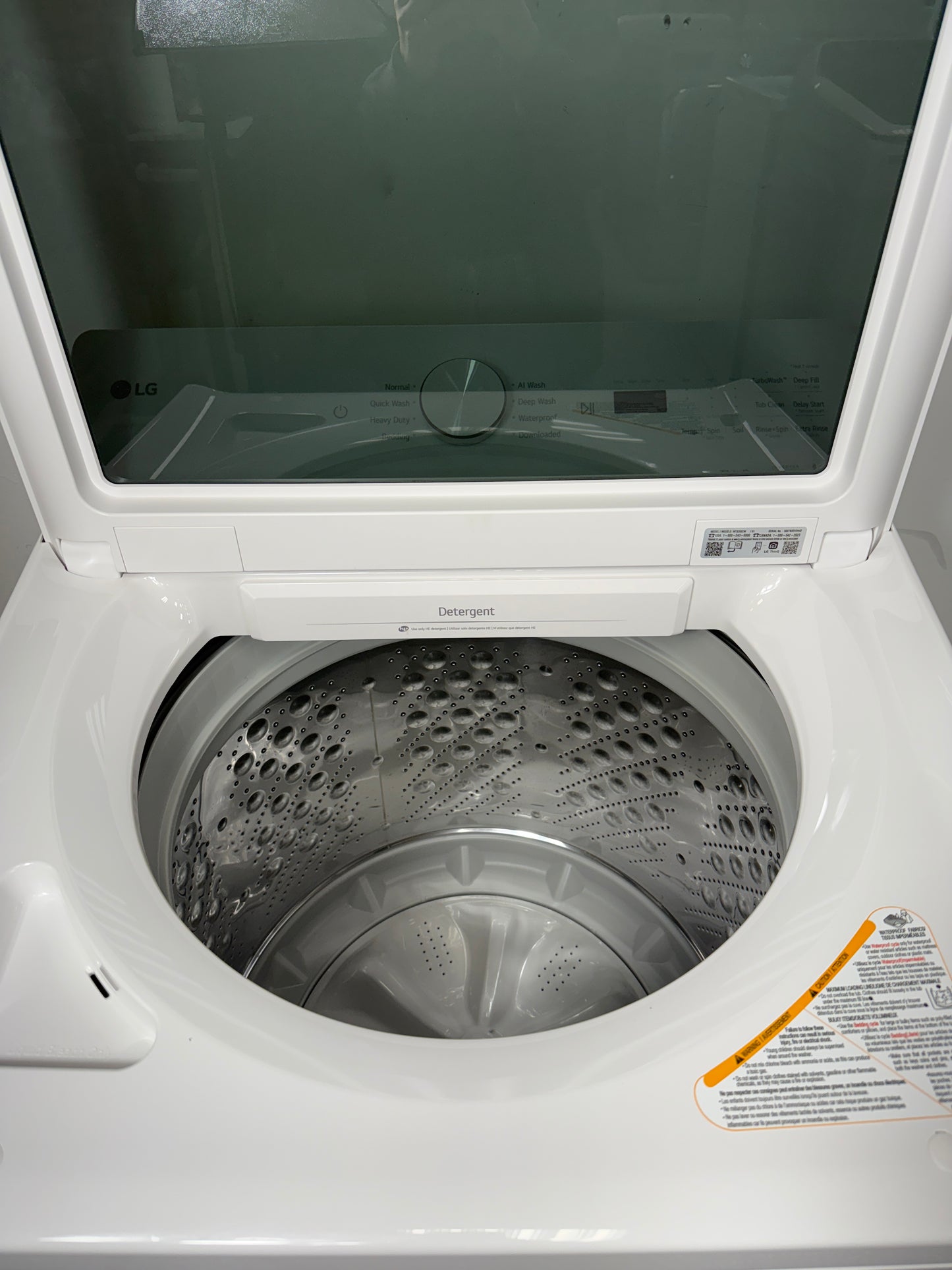 WT8200CW | 5.0 Cu.Ft. LG Smart Top Load Washer with 6Motion technology, Impeller, and Soft Close Lid at the Best Discount Appliance Store in Overland Park, Johnson County, Kansas