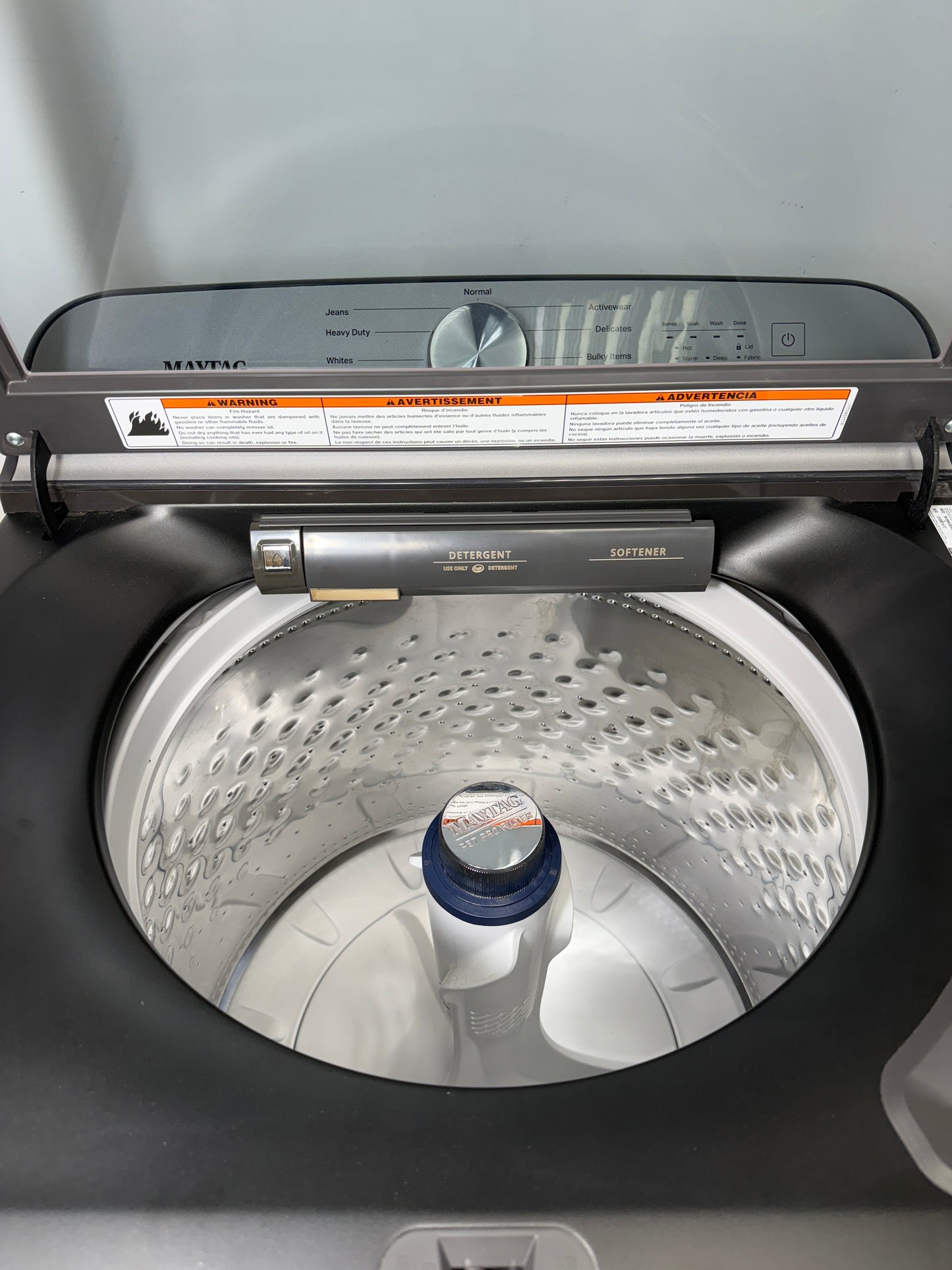 MAYTAG Top Load Pet Pro Washing Machine - MVW6500MBK