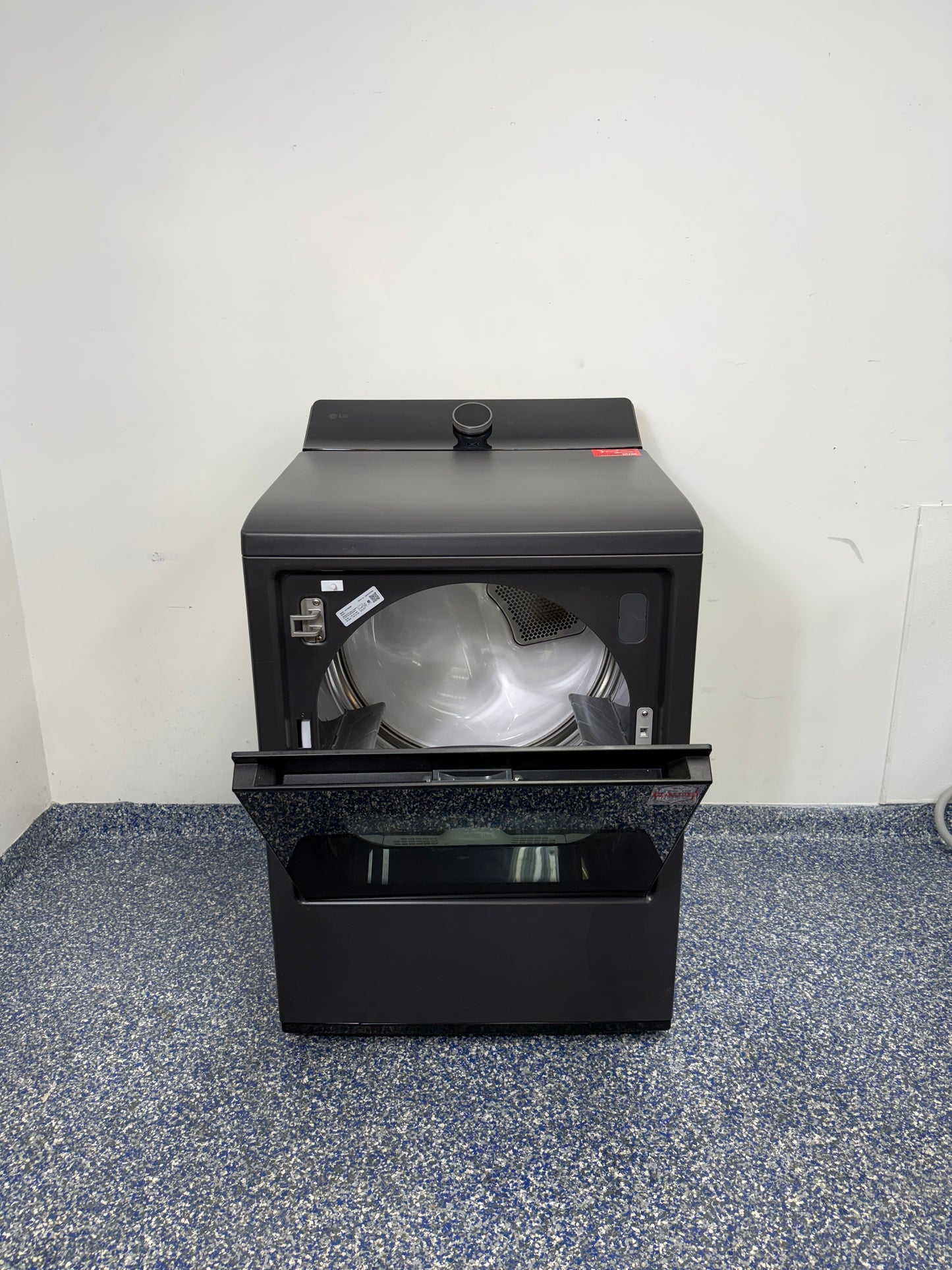 7.3 Cu.Ft. LG Electric Dryer with EasyLoad Door, Hamper-Style AND Side Hinge, and Ultra Large Capacity for Easy Laundry at the Best Scratch and Dent Appliance Store in Kansas City Metro