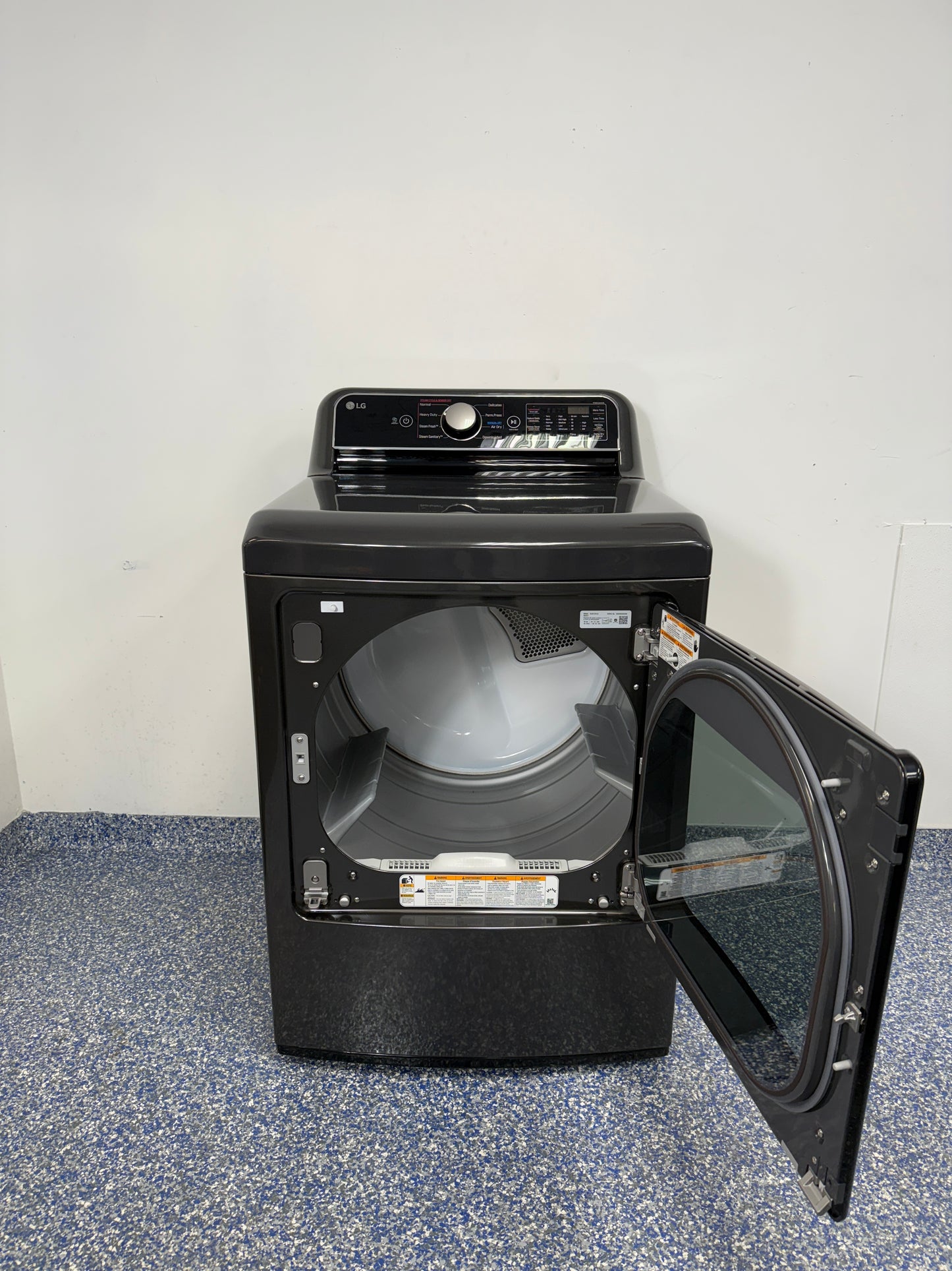 LG Gas Dryer with Easyload and Reversible Door, Wrinkle Care Option, Turbosteam Technology, and Sensor Dry at the Best Scratch and Dent Appliance Store in KC Metro.