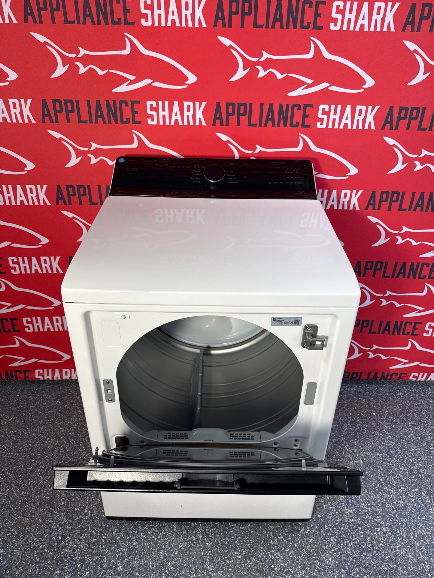 Affordable LG gas dryer at Appliance Shark. Kansas City’s best appliance store.