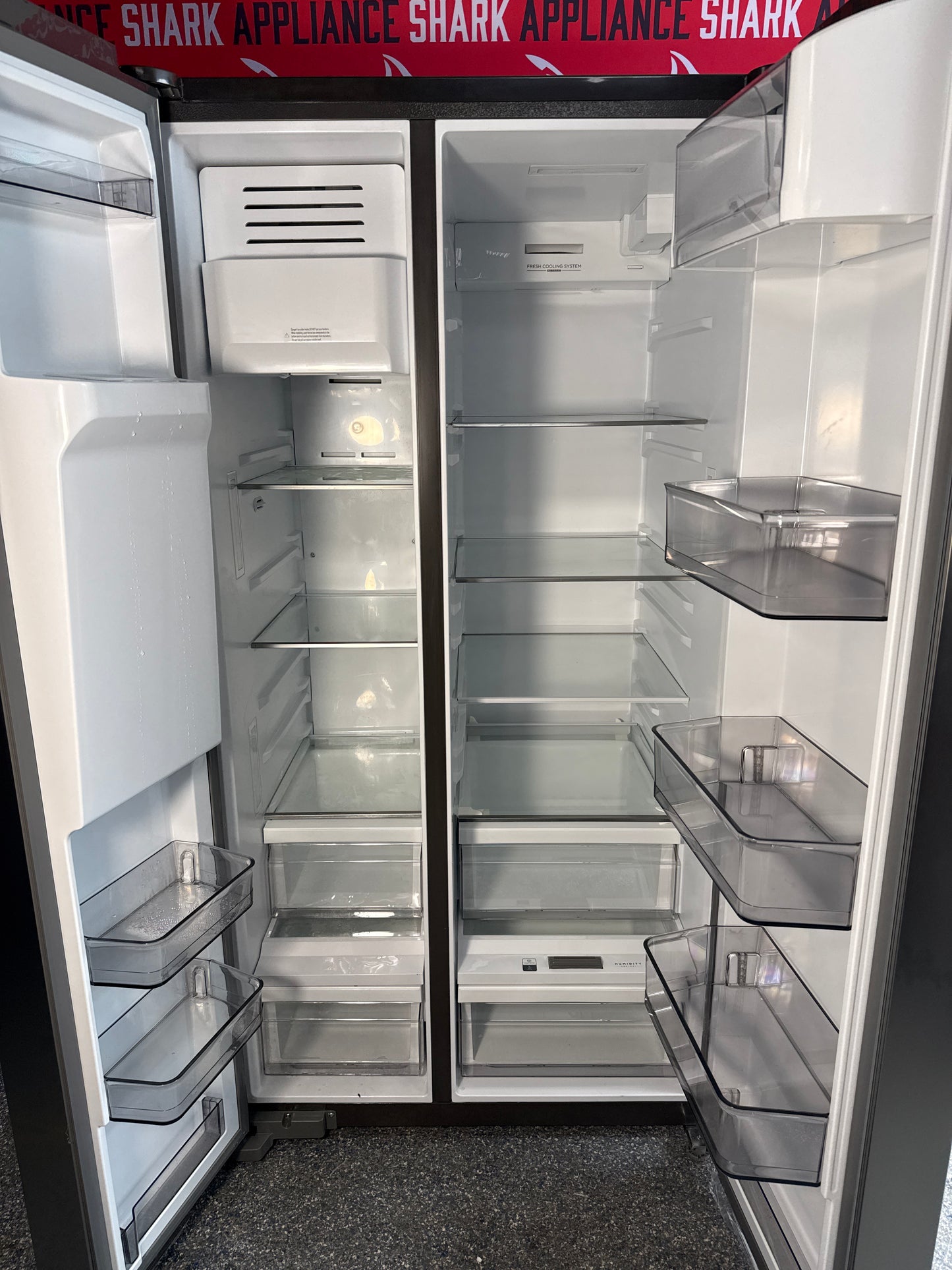 Save on this discounted MIDEA ice and water dispenser refrigerator at Appliance Shark, serving Kansas City.
