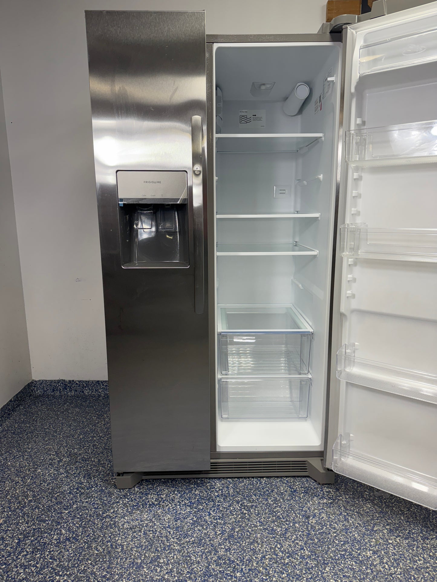 25.6 Cu.Ft. FRIGIDAIRE Side-by-Side Refrigerator with an External Dispenser, Purepour Water Filter, and In-Door Storage at the Best Scratch and Dent Appliance Store in Overland Park, Kansas