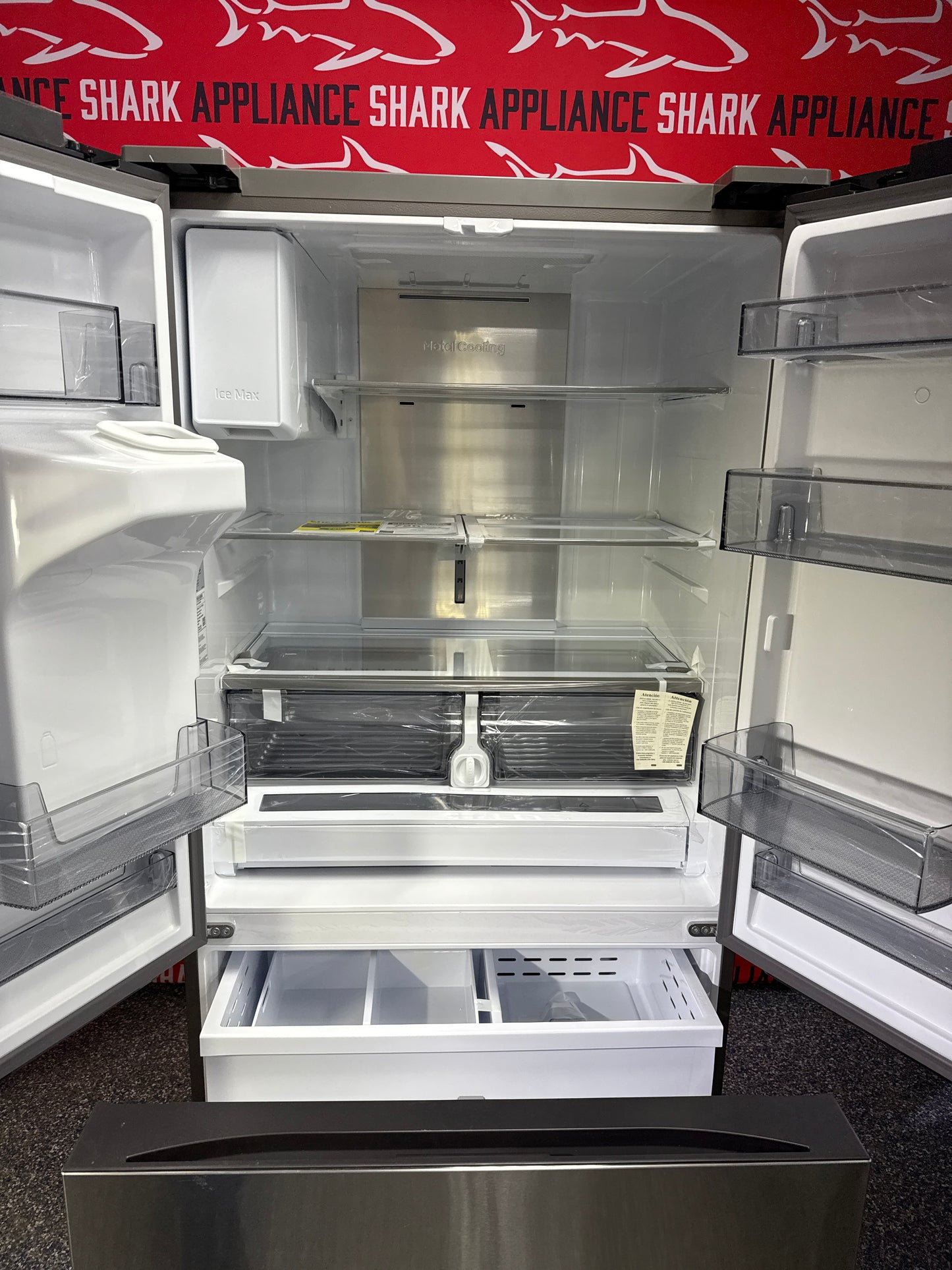 Shop a discount SAMSUNG French door refrigerator at Appliance Shark in Overland Park, KS.