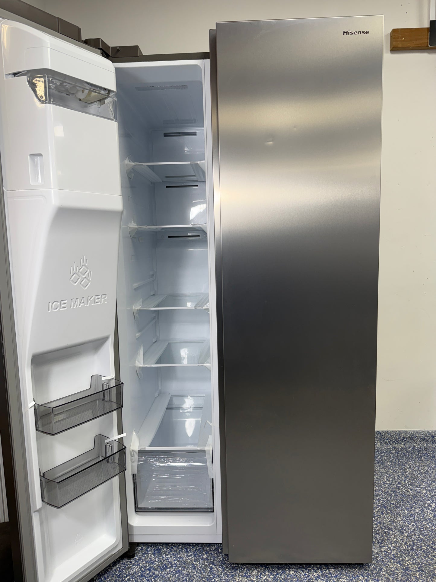 HISENSE HRS290P5FSE refrigerator featuring 29.1 cu. ft. UltraCapacity storage, available as a scratch and dent discount deal in Kansas City.