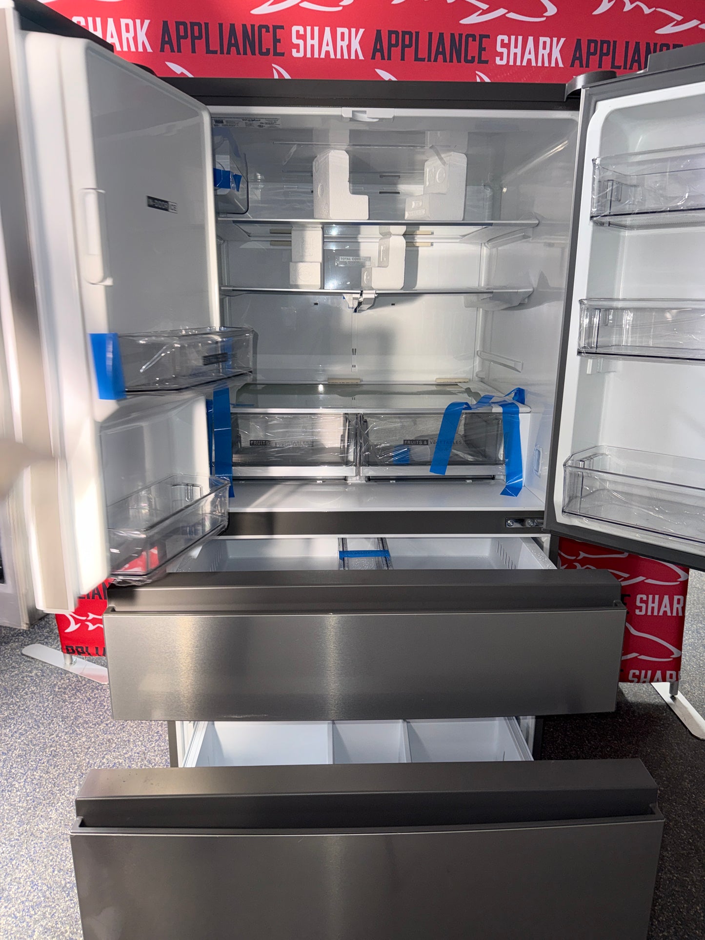 Scratch-dent WHIRLPOOL 4-door French door refrigerators at Appliance Shark. Kansas City's best scratch-dent appliance store.