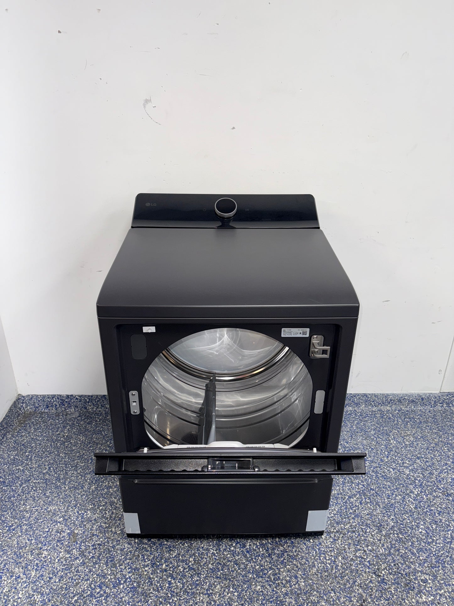 LG DLEX6500B electric dryer angled view in Overland Park Kansas City