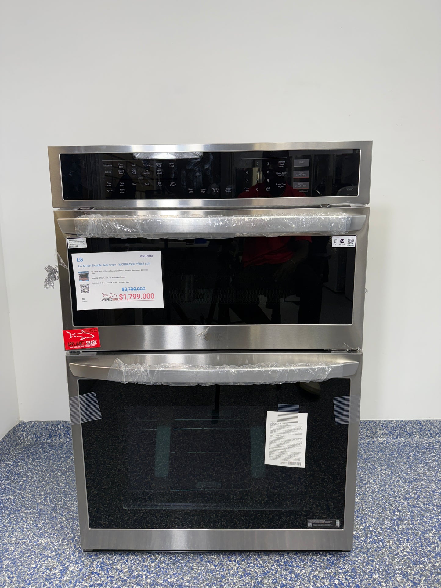LG WCEP6423F smart double wall oven in stainless steel, available at Appliance Shark as the best scratch and dent oven deal in Kansas City.