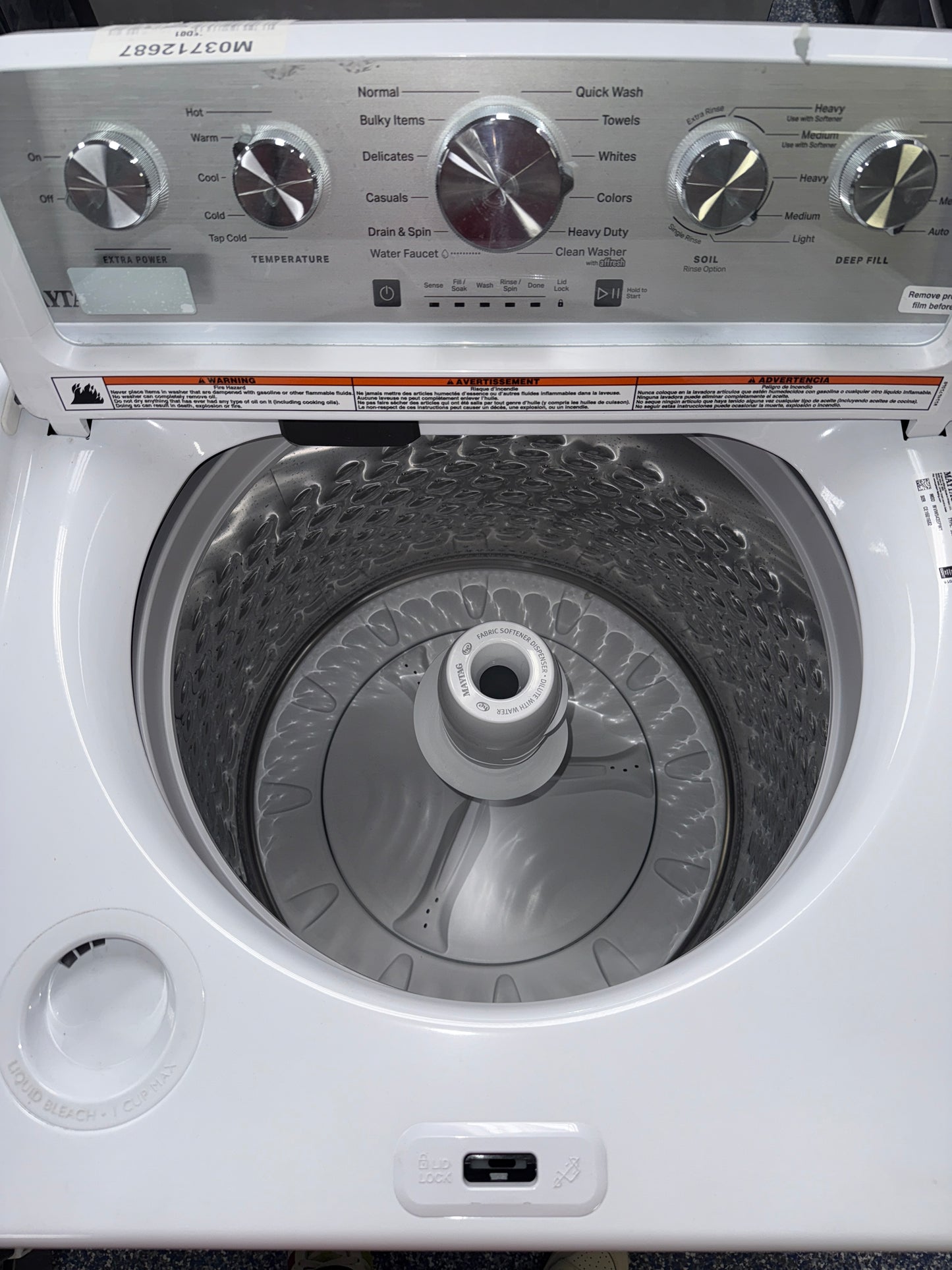 The MAYTAG top load washer, model MVW5435PW, available at Appliance Shark.