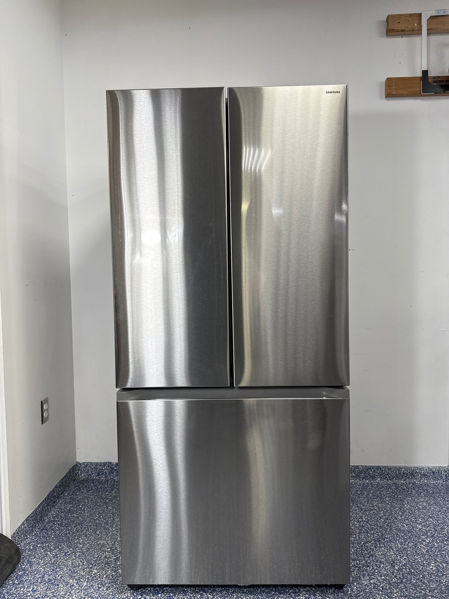 SAMSUNG RF25C5551SR French Door refrigerator in stainless steel, available at Appliance Shark as the best scratch and dent refrigerator deal in Kansas City.