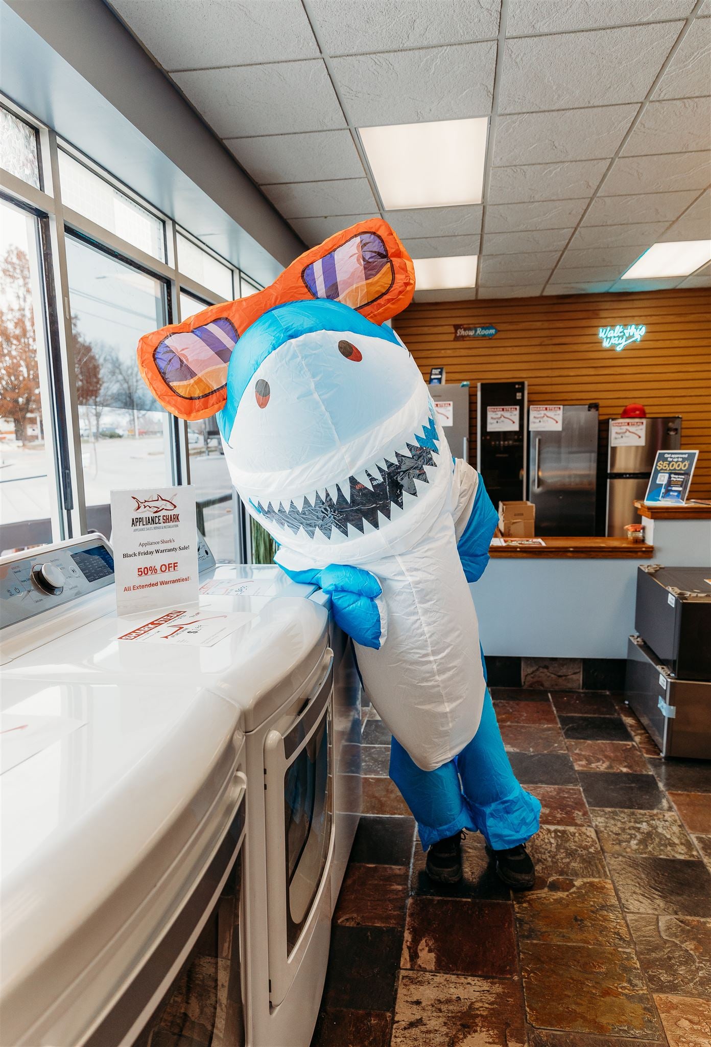 Kansas City Metro Area Scratch & Dent Appliance Store: Meet Dealio