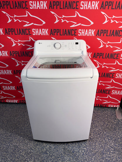 LG 4.3 cu. ft. Ultra Large Capacity Top Load Washer – WT7005CW