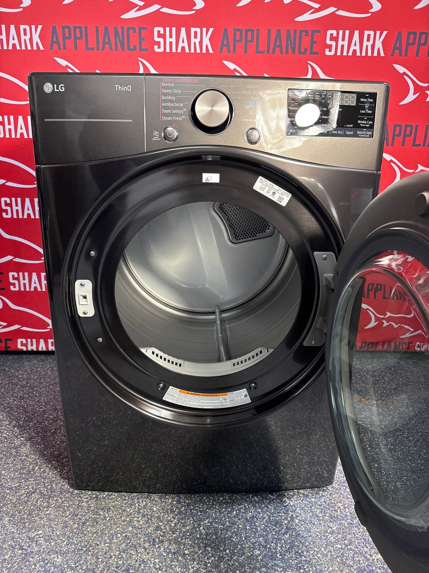 LG 7.4 cu. ft. Electric Dryer – DLEX4000B