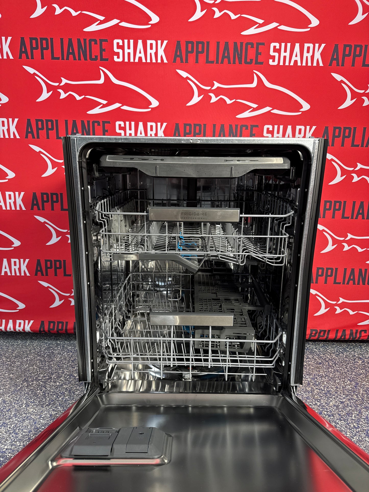 FRIGIDAIRE Professional 24 in. Smudge-Proof Stainless Steel Built-In Dishwasher with CleanBoost and Adaptive Quick Wash - PDSH4816BF
