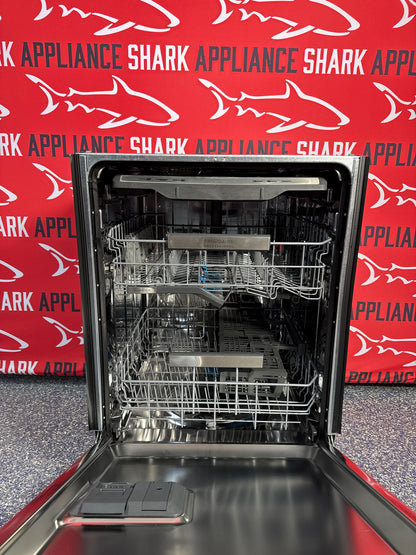 FRIGIDAIRE Professional 24 in. Smudge-Proof Stainless Steel Built-In Dishwasher with CleanBoost and Adaptive Quick Wash - PDSH4816BF