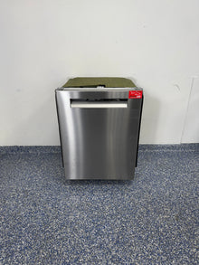 BOSCH 500 Series Dishwasher with Fingerprint Resistant, 44 dBA, Rackmatic System to Accommodate 15 Place Settings, Wi-Fi Connectivity with Remote Start, and Aquastop Leak Protection at the Best Scratch and Dent Discount Appliance Store in Kansas City Metro