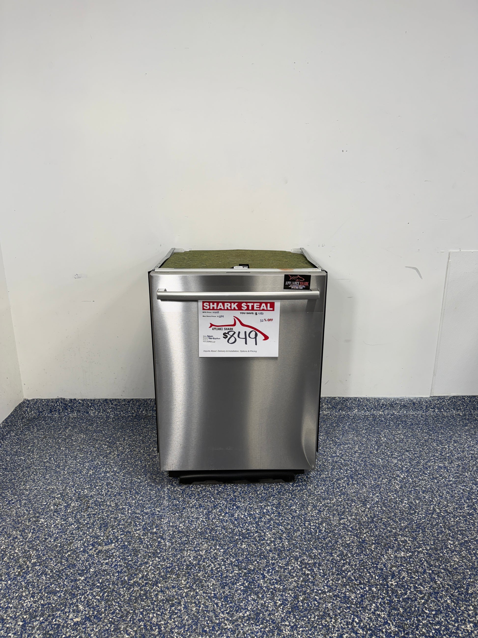 SHX78CC5UC 800 Series BOSCH Built-In Dishwasher with 3rd Rack, 42 dBA, Large Capacity, Smart Wi-Fi, 24 Inch, and Interior Clean with Machine Care Features at Appliance Shark Discount Appliance Store in Overland Park, Johnson County, Kansas