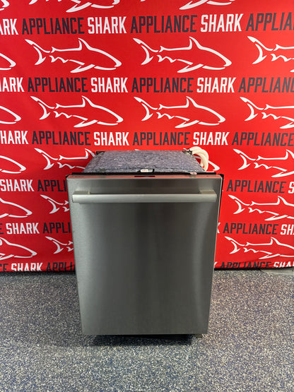 Shop this BOSCH 800 Series Dishwasher scratch and dent deal at Appliance Shark in Overland Park, KS.