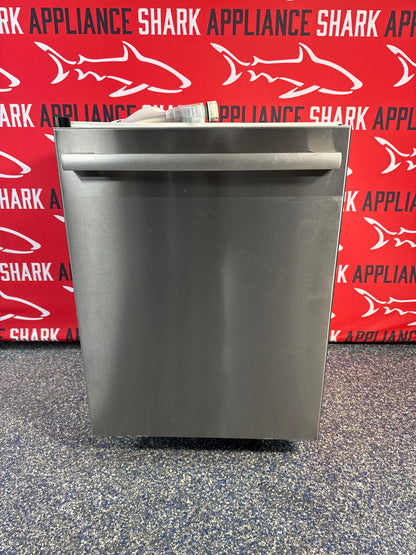 Shop this BOSCH built-in dishwasher scratch and dent deal at Appliance Shark in Overland Park, KS.