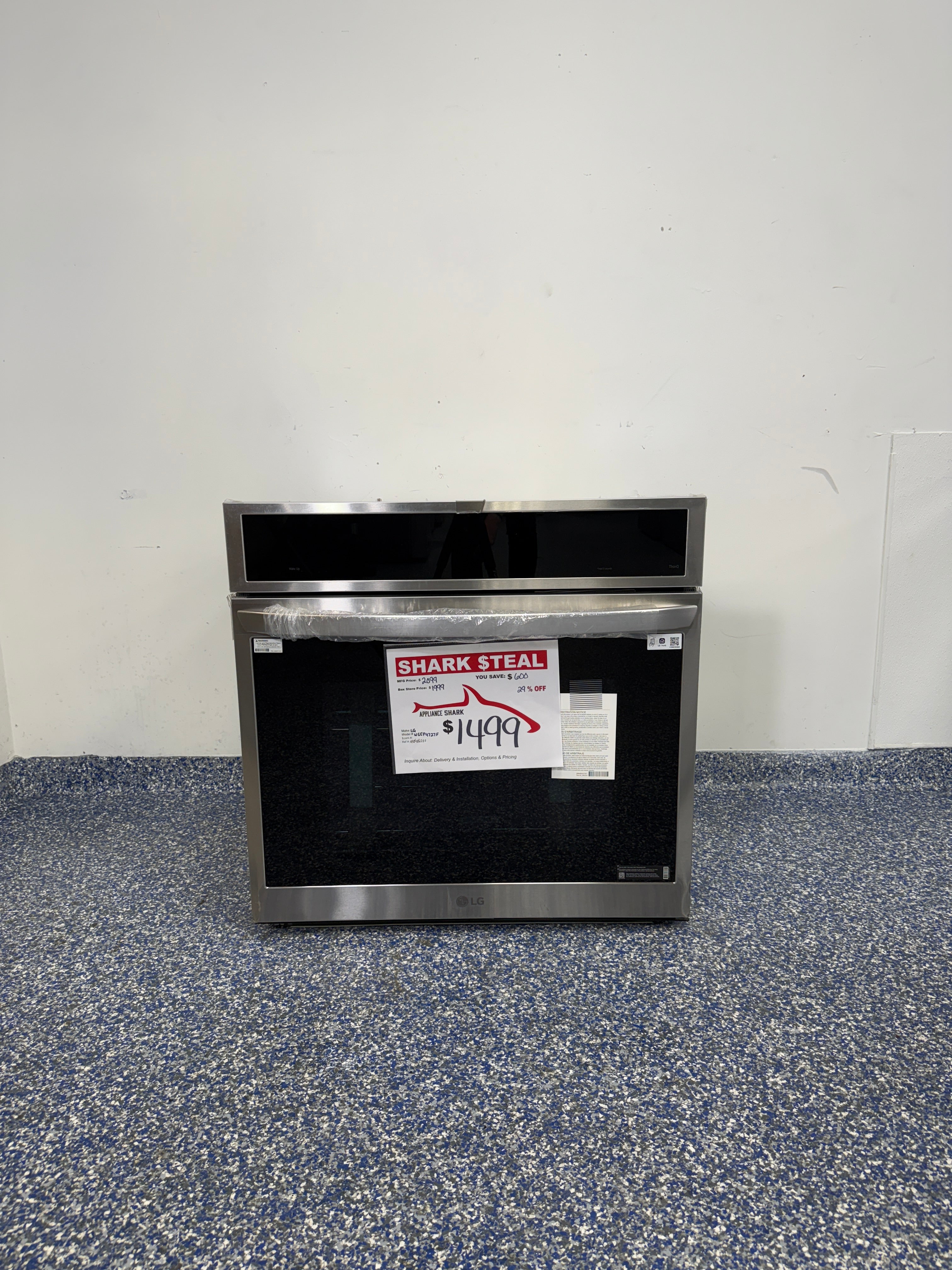 WSEP4727F LG Built-in Wall Oven with Convection, ThinQ, Steam Baking, Air Fry, SmoothTouch Glass Controls, Fingerprint Resistant Exterior, InstaView Window, and Remote Start at the Best Scratch and Dent Discount Appliance Store in KC Metro