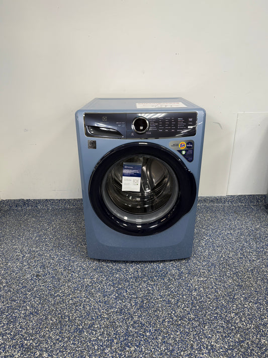 4.5 Cu.Ft. ELECTROLUX Front Load Washing Machine with 7 Cycles, Such as, Steam, LuxCare Wash, 18-Minute Fast Wash, Solid Soil, Sanitize, and Extended Refresh at Appliance Shark Discount Appliance Store in Overland Park, Kansas