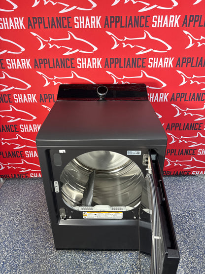 Discount LG electric dryer at Appliance Shark in Overland Park, KS.