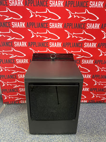 Discount LG electric dryer at Appliance Shark. Overland Park, KS’s premier scratch-dent appliance store.