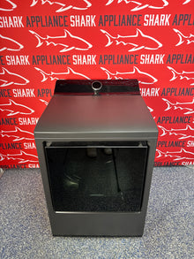 Discount LG electric dryer at Appliance Shark. Overland Park, KS’s premier scratch-dent appliance store.