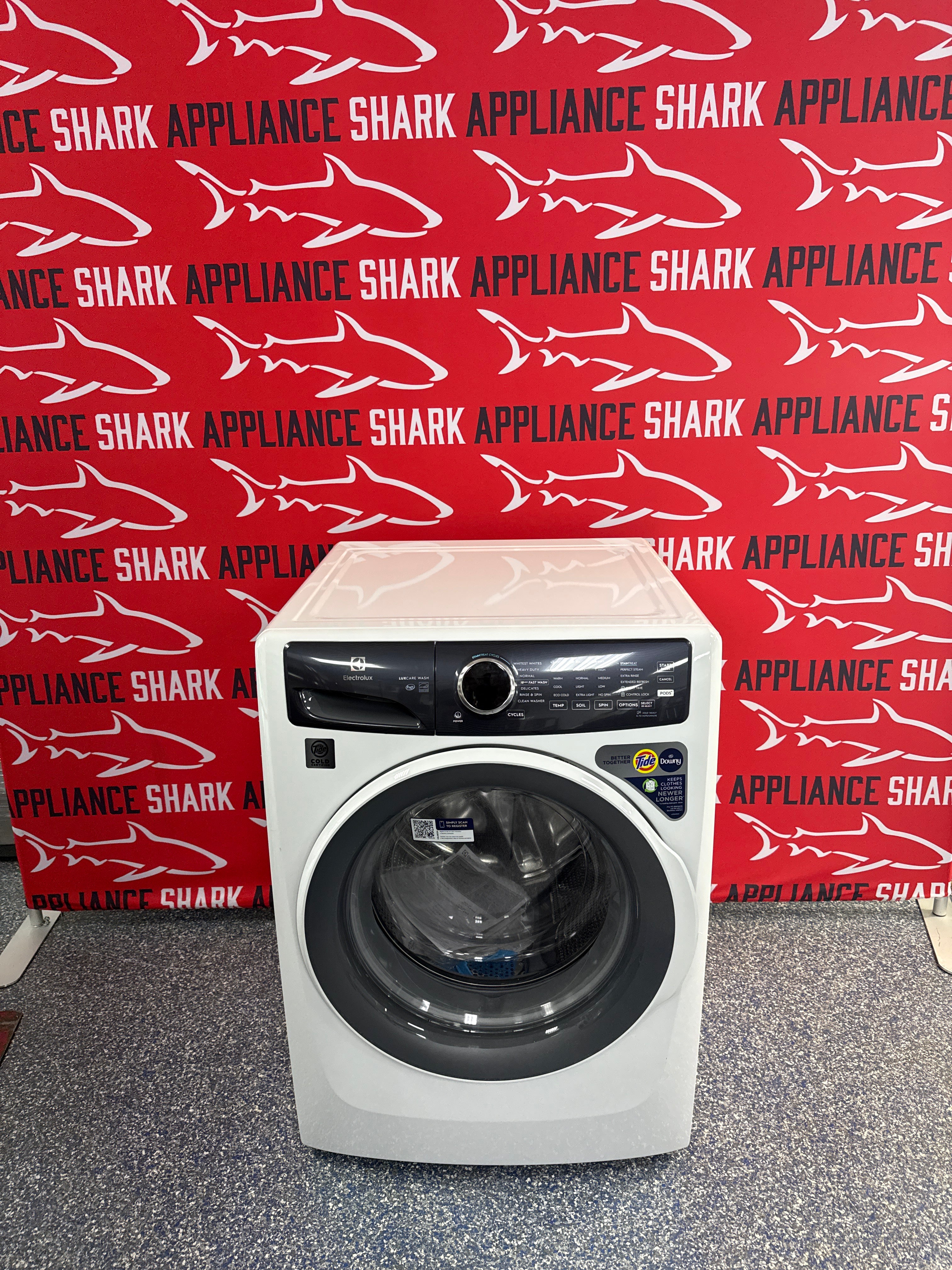Discount ELECTROLUX front load washer at Appliance Shark in Overland Park, KS.