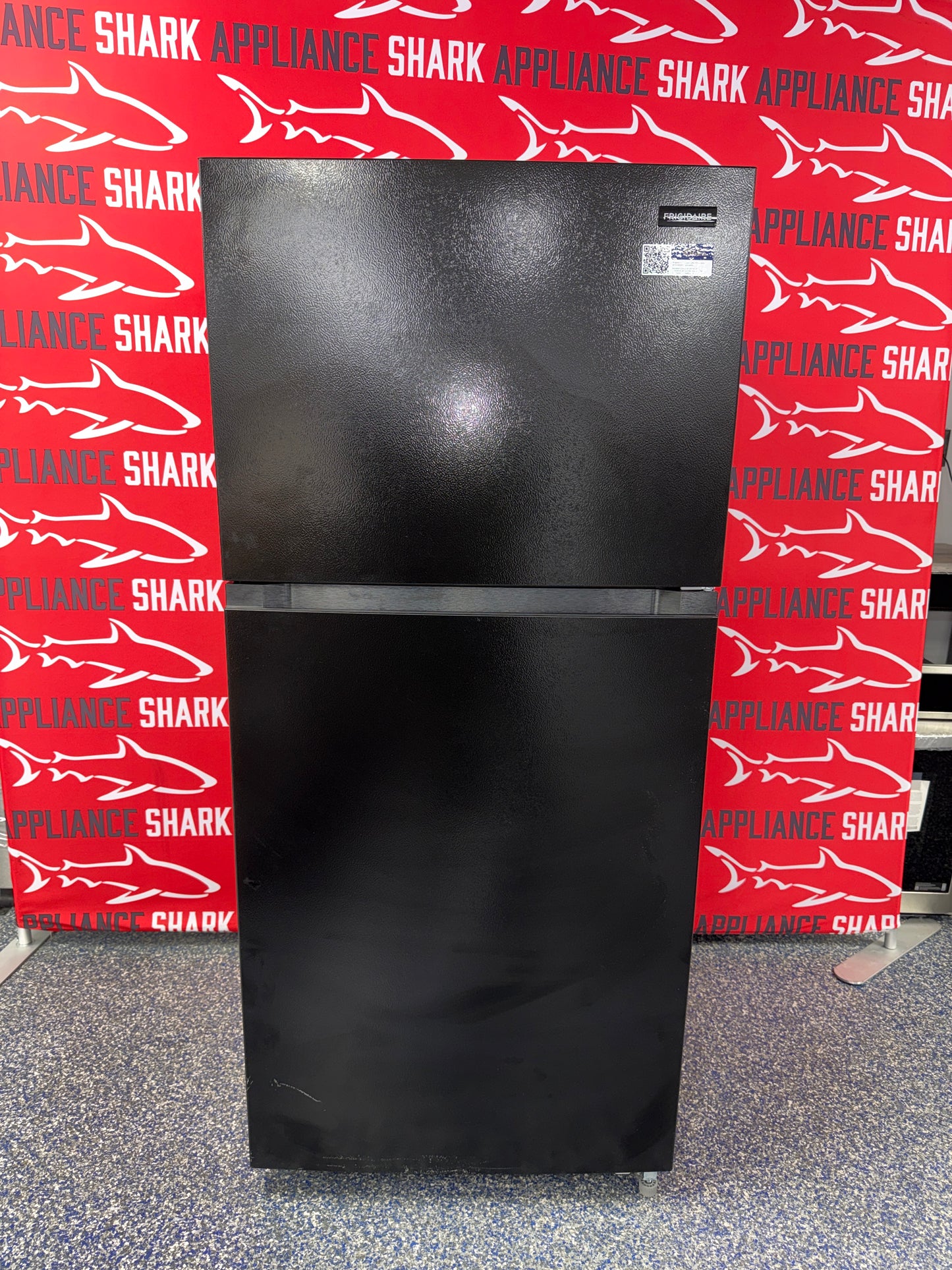 Shop this FRIGIDAIRE 19 cu. ft. Top Freezer Refrigerator scratch and dent deal at Appliance Shark in Overland Park, KS.