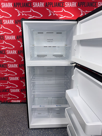 Scratch-dent Frigidaire top freezer refrigerator at Appliance Shark. Kansas City's best scratch-dent appliance store.