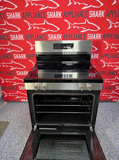 Scratch-dent FRIGIDAIRE electric range at Appliance Shark. Kansas City's best appliance store.