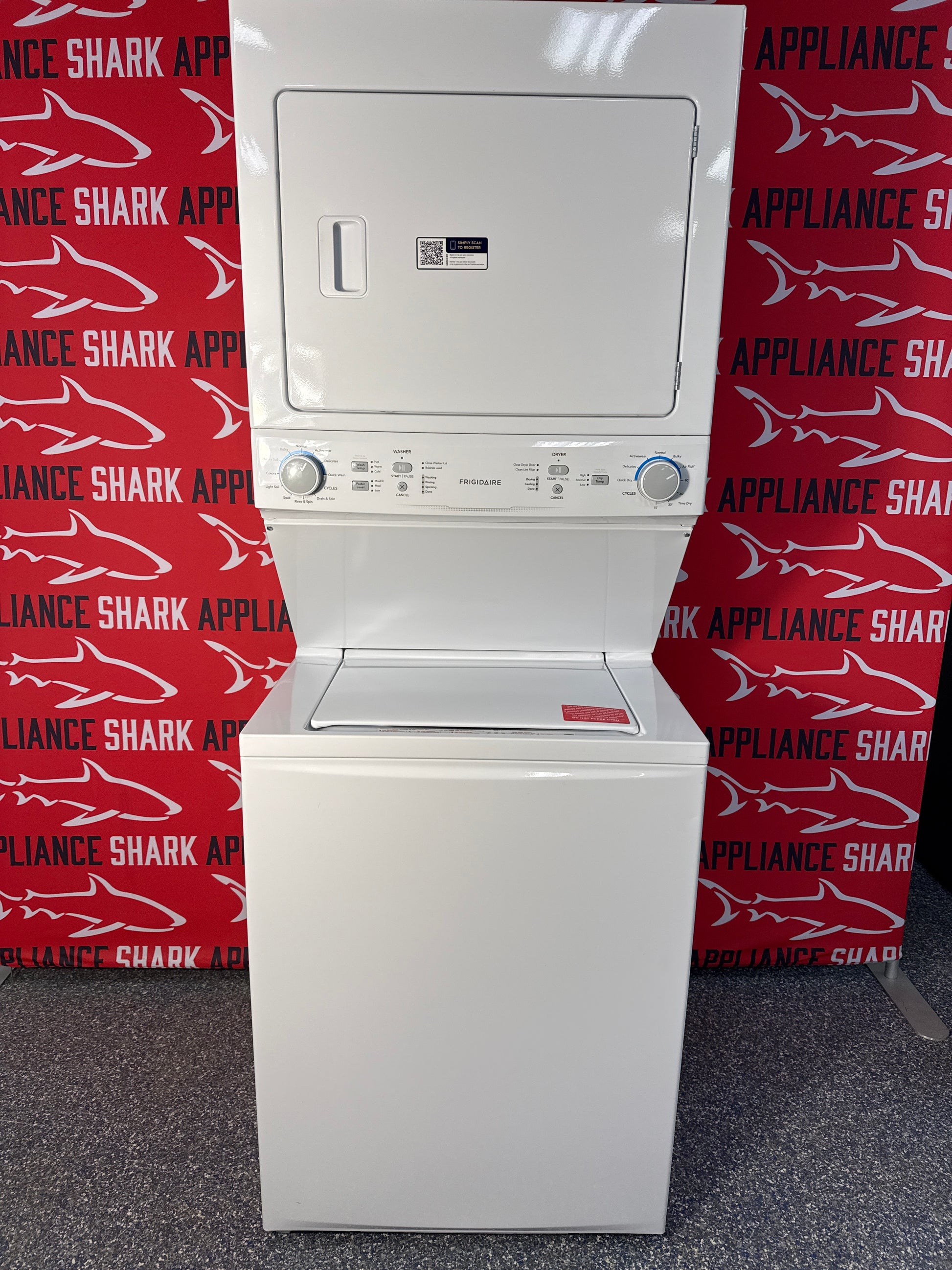 Discount Frigidaire laundry center at Appliance Shark. Overland Park, KS’s premier scratch-dent appliance store.
