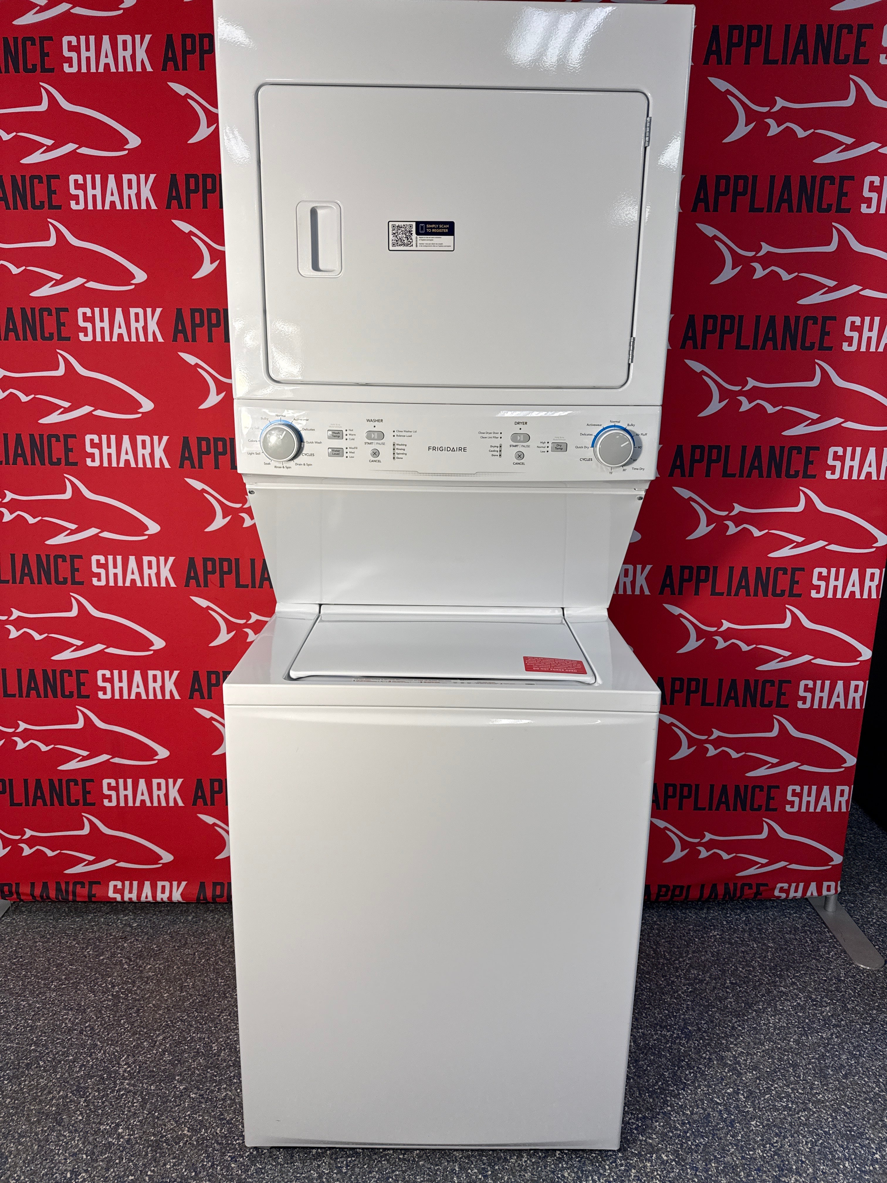 Discount Frigidaire laundry center at Appliance Shark. Overland Park, KS’s premier scratch-dent appliance store.