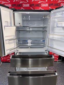 Scratch-dent FRIGIDAIRE refrigerators at Appliance Shark. Kansas City's best scratch-dent appliance store.
