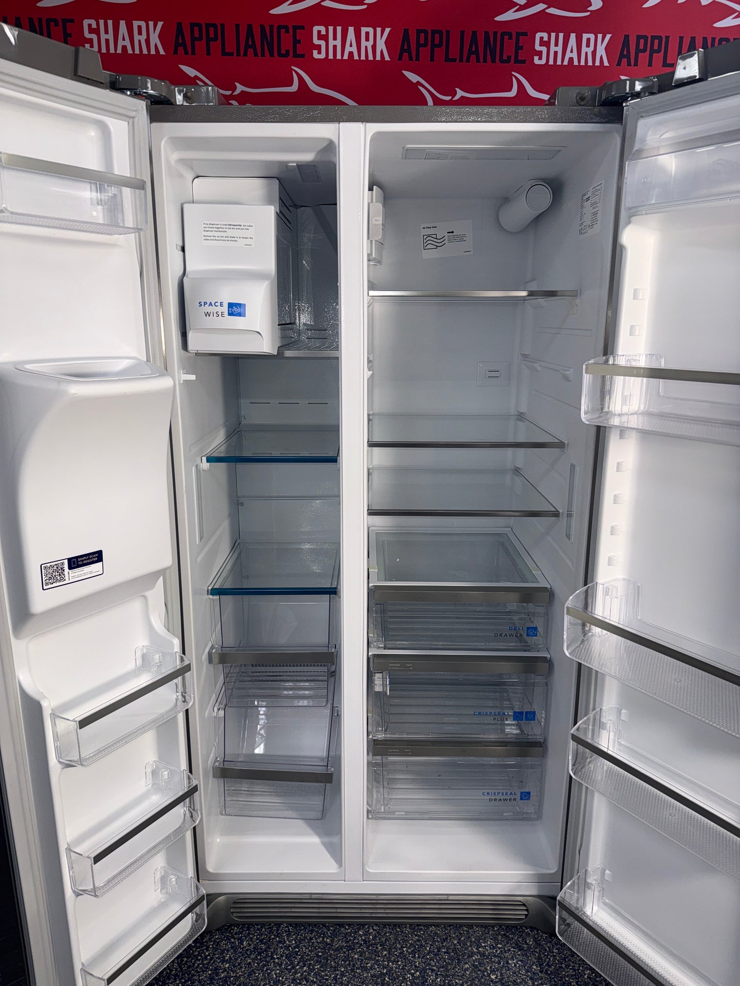 Save on a FRIGIDAIRE Gallery side-by-side refrigerator at Appliance Shark. Overland Park, KS's top scratch-dent appliance store.