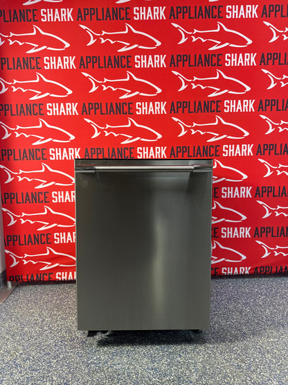 Discount FRIGIDAIRE built-in dishwasher at Appliance Shark in Overland Park, KS.