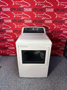 Discount GE electric dryer at Appliance Shark. Overland Park, KS’s premier scratch-dent appliance store.