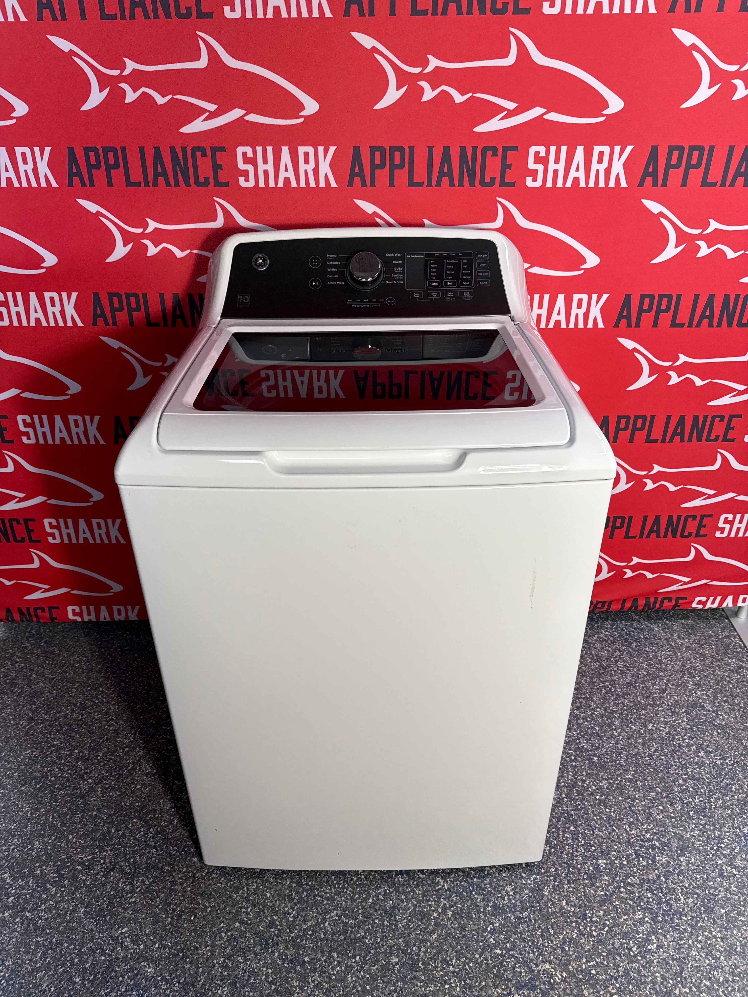 Discount GE top load washer at Appliance Shark. Overland Park, KS’s premier scratch-dent appliance store.