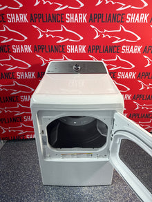 Save on a GE Profile 7.4 cu ft electric dryer with washer link technology at Appliance Shark. Overland Park, KS's top scratch-dent appliance store.