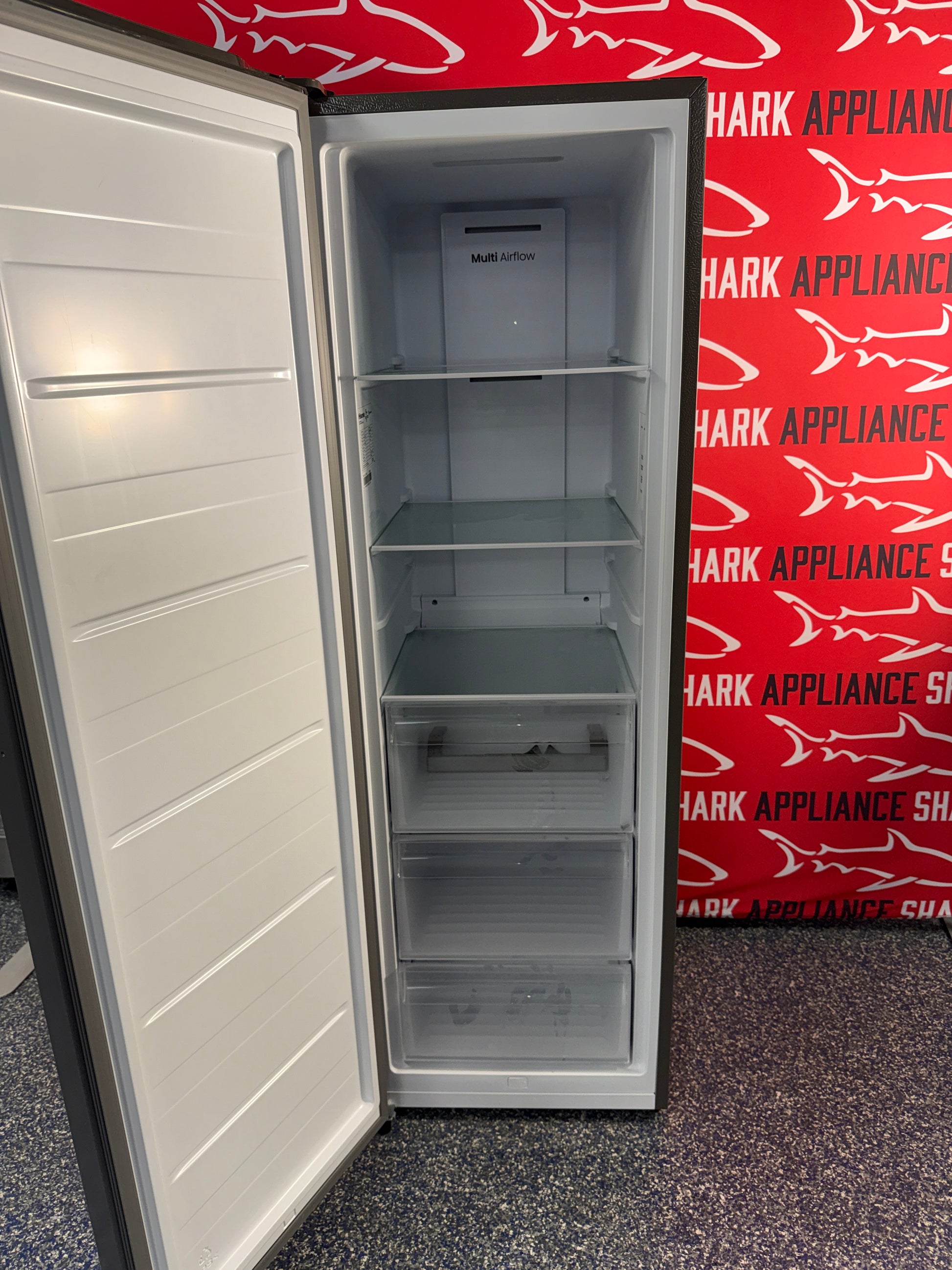 Scratch-dent HISENSE upright freezers at Appliance Shark. Kansas City's best scratch-dent appliance store.