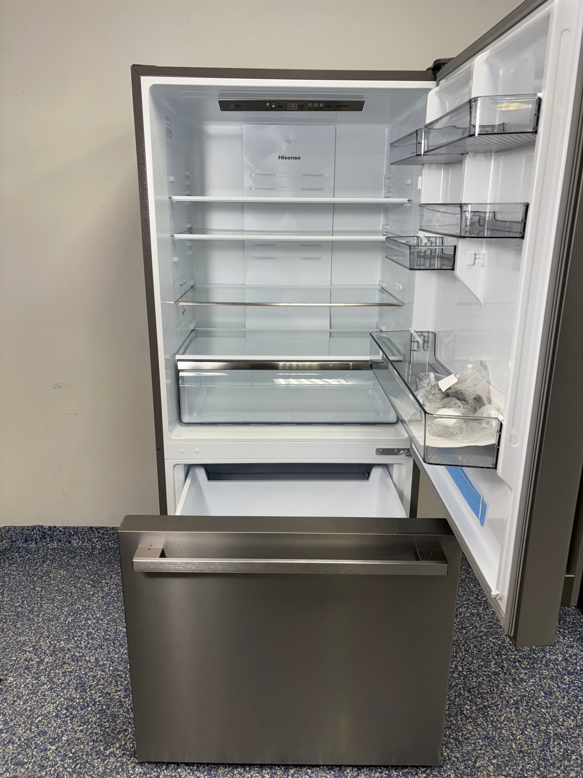 Hisense fridge at discounted price at Appliance Shark
