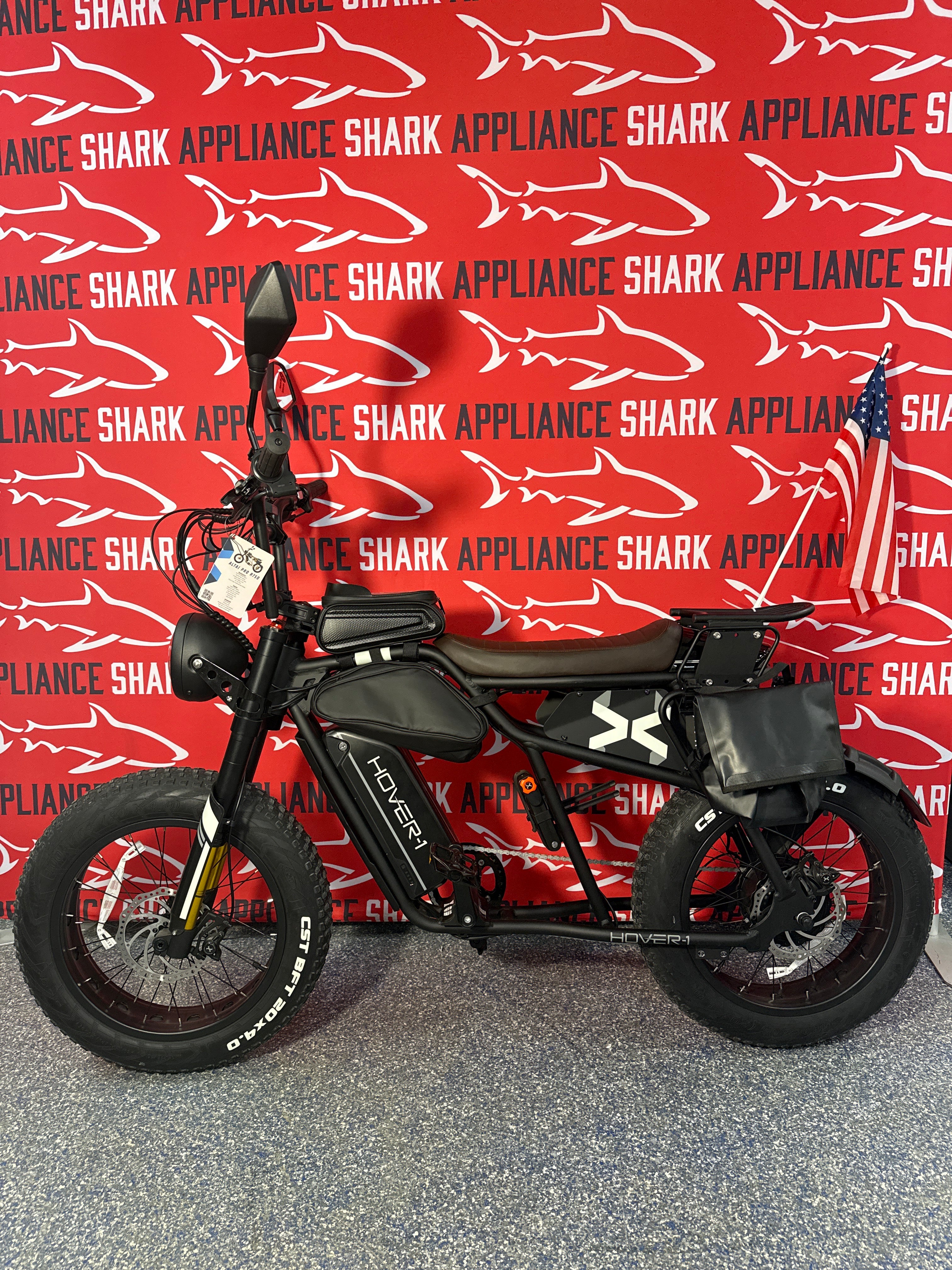 Discount HOVER-1 electric bicycle at Appliance Shark. Overland Park, KS's premier scratch-dent appliance store.