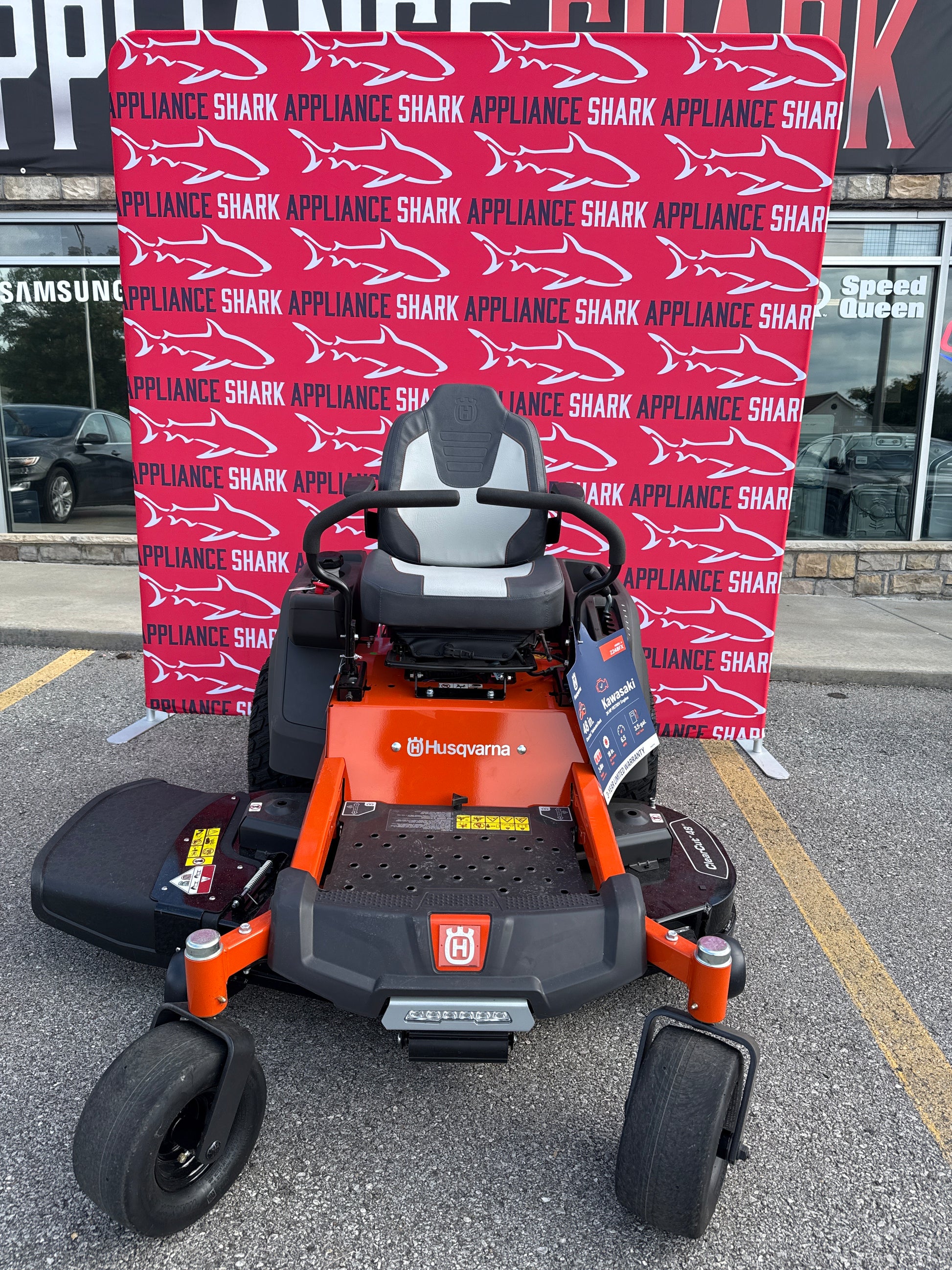 Discount Husqvarna zero-turn lawn mower at Appliance Shark. Overland Park, KS's premier scratch-dent appliance store.