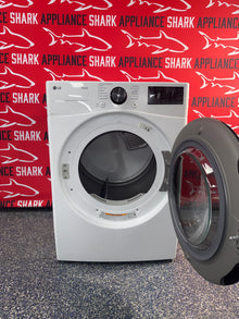 Save on this discounted LG Sensor Dry electric dryer at Appliance Shark, serving Kansas City.