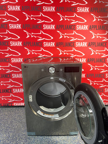 Scratch-dent LG electric dryers at Appliance Shark. Kansas City's best scratch-dent appliance store.