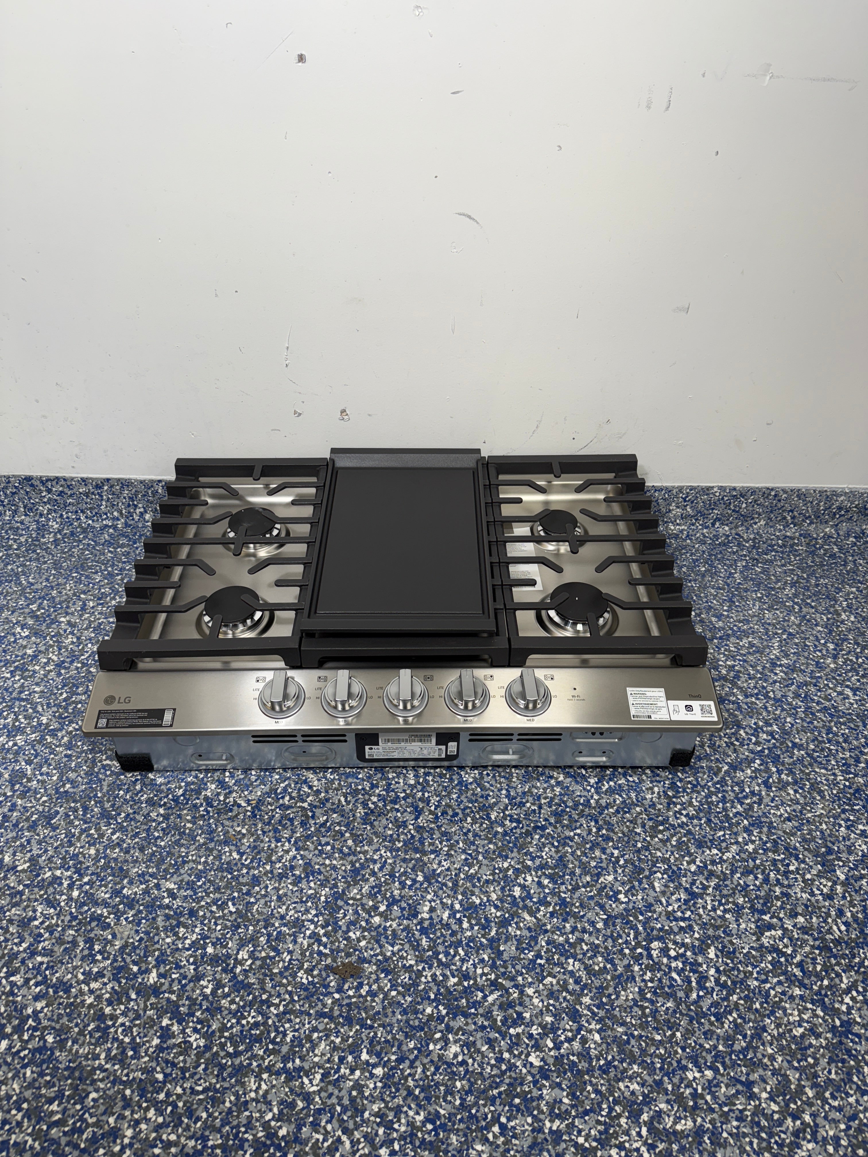 30 In. LG Built-in Cooktop With LED Illuminated Knobs and Auto Reignition at the Best Discount Appliance Store in Kansas City Metro